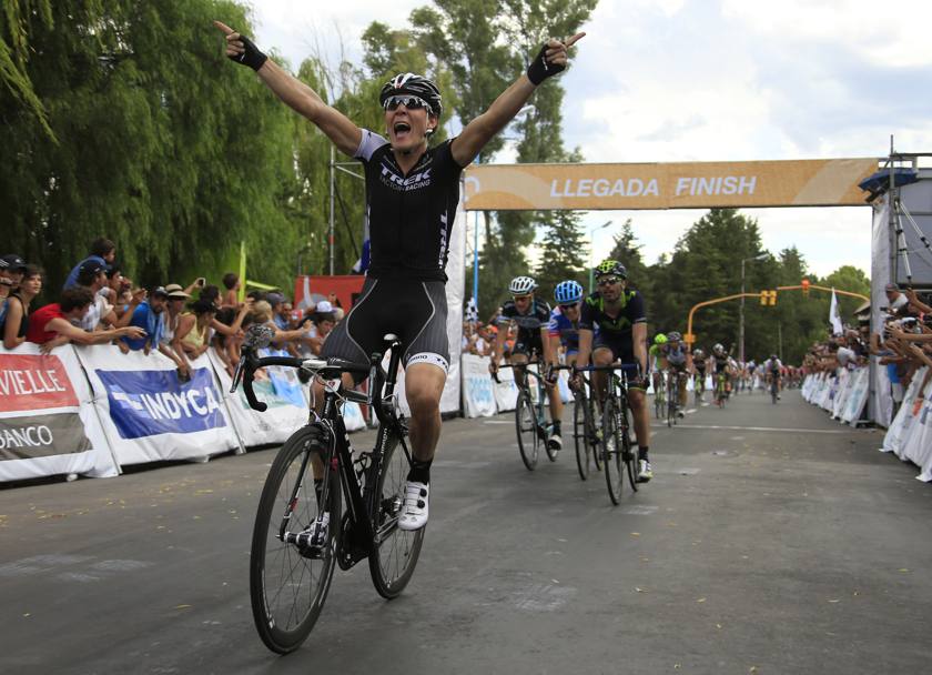 Giacomo Nizzolo ha vinto la terza tappa del Tour de San Luis in Argentina. Bettini